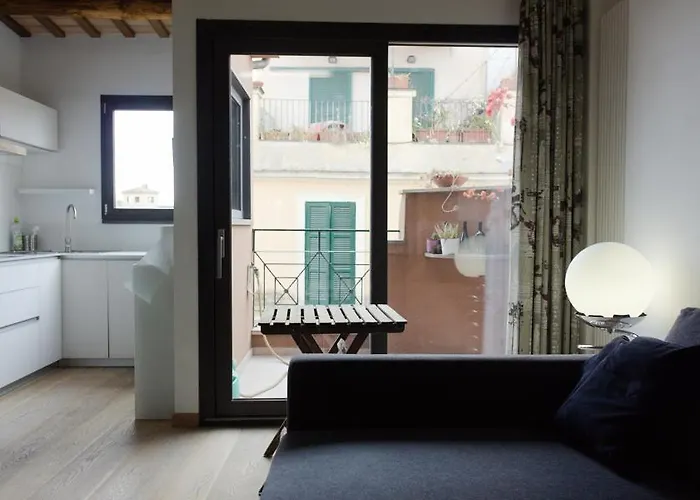 Stylish Penthouse With Terrace In Trastevere
